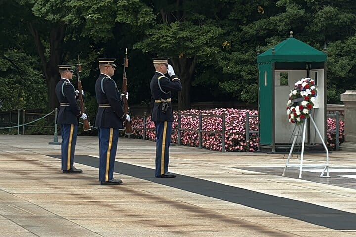 Arlington Cemetery Guided Tour with Changing of the Guard — photo 1