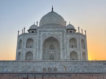 Taj mahal sunrise