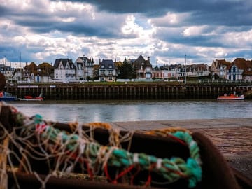 Private Day Trip from Paris to Deauville and Honfleur