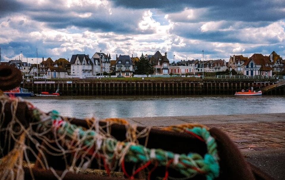 Private Day Trip from Paris to Deauville and Honfleur