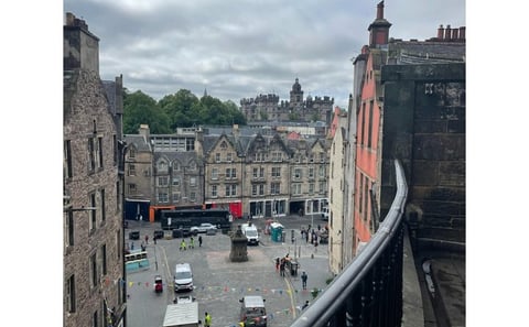 Voice of the Mile Edinburgh Royal Mile GPS Guided Audio Tour