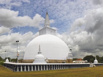 Aukana-And-Anuradhapura-Day-Tour-From-Kandy-1