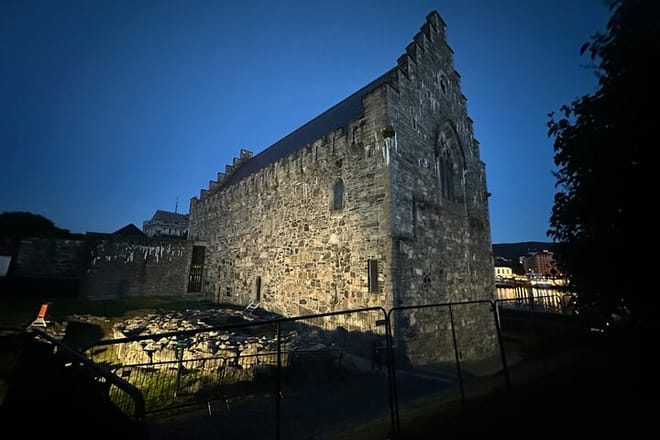 Audio Walking Tour in Bergen Famous Ghosts Location  photo 3