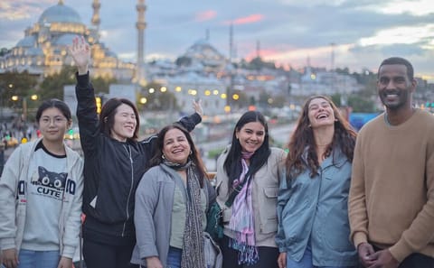 Istanbul Food Tour: Ferry from Europe to Asia Markets