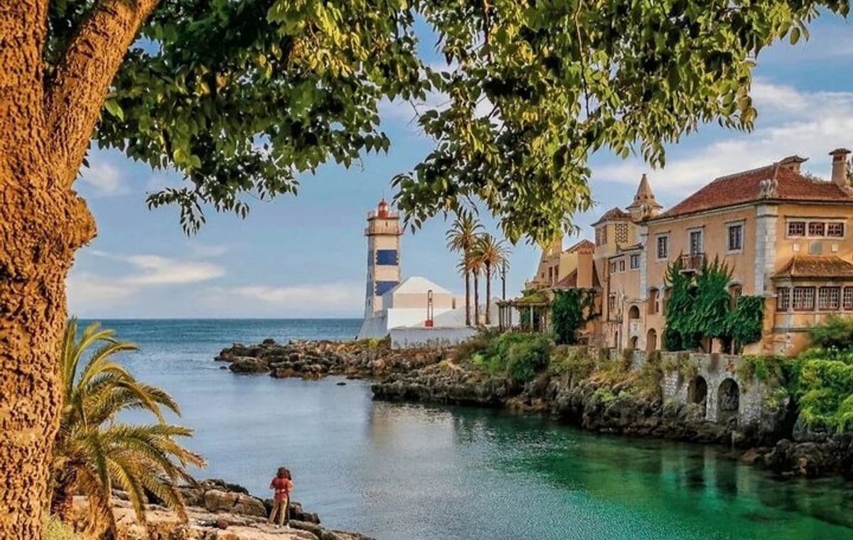 Sintra, Pena Palace, Regaleira, Cabo da Roca & Cascais Guided Day Trip