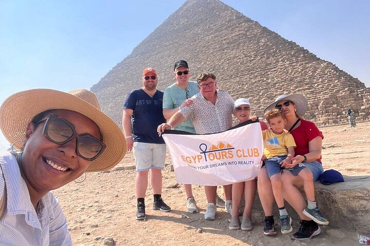 Private Giza Pyramids, Saqqara & Memphis Tour from Cairo