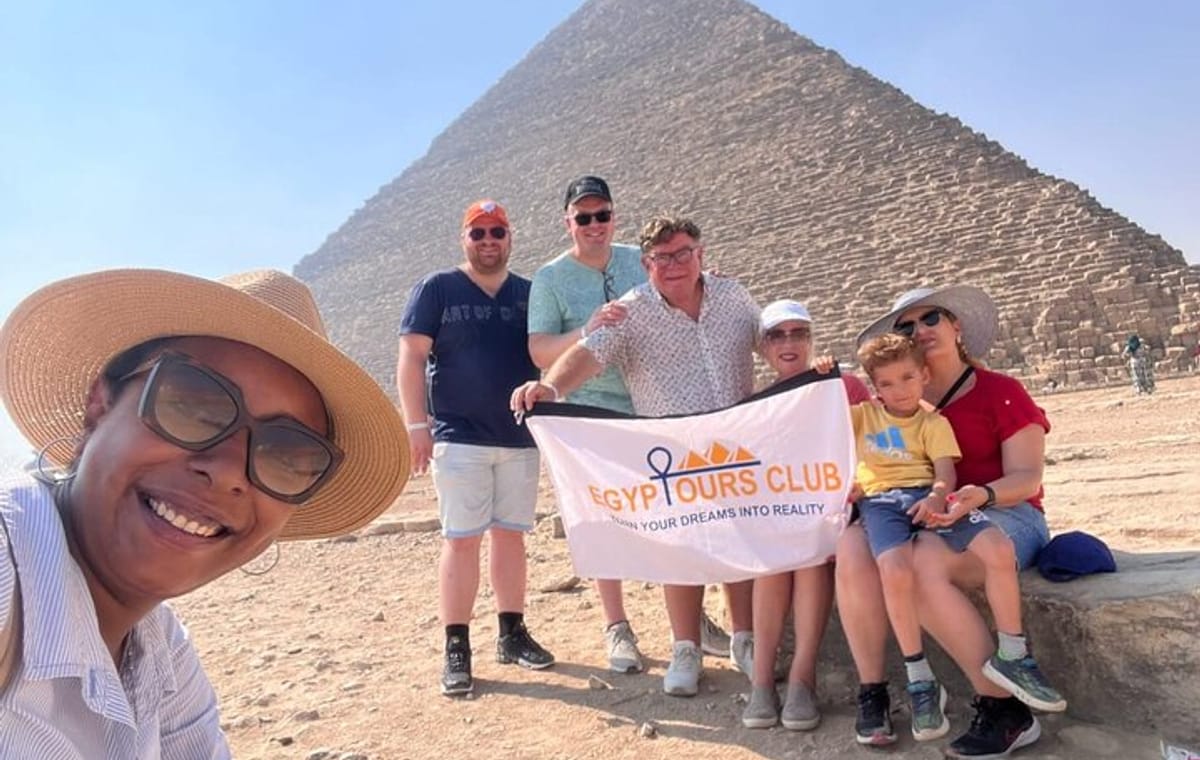 Giza Pyramids and Saqqara Private Tour from Cairo with Memphis