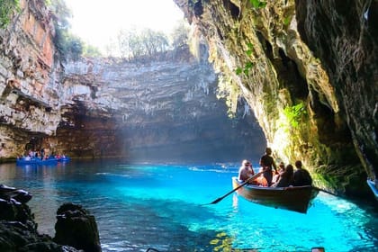 Private Half-Day Tour of Melissani Cave and Myrtos Beach