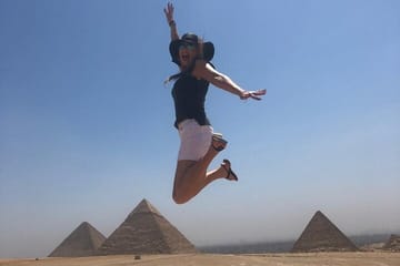 Private Tour of Giza Pyramids and Sphinx with Lunch