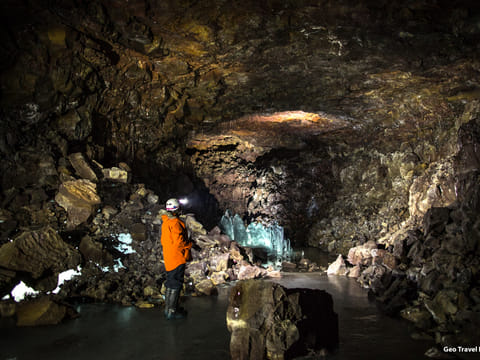 Lofthellir Cave