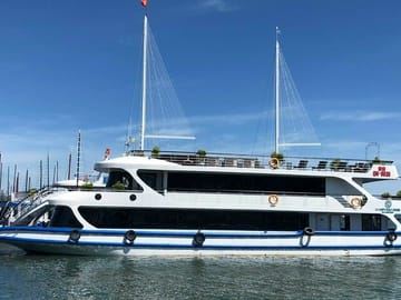 Halong Bay Luxury Day Tour From Hanoi With Limousine Transfer
