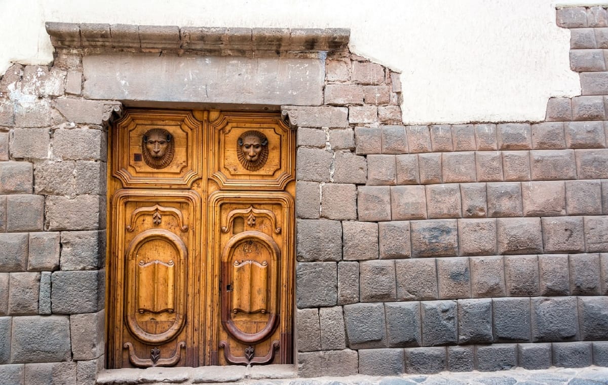 Imperial Peru, Italian-speaking guide