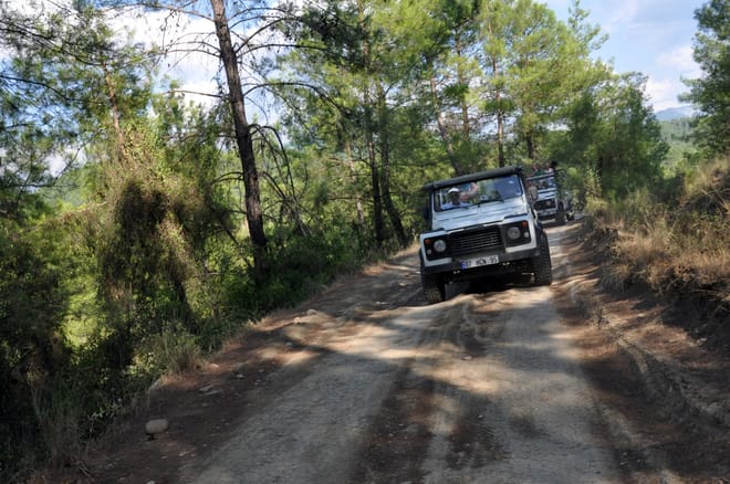 Green Canyon Jeep Safari with Lunch, Waterfall and Boat Trip 5
