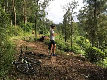 Mountain Biking Tour Through Kandy's Scenic Tea Trails