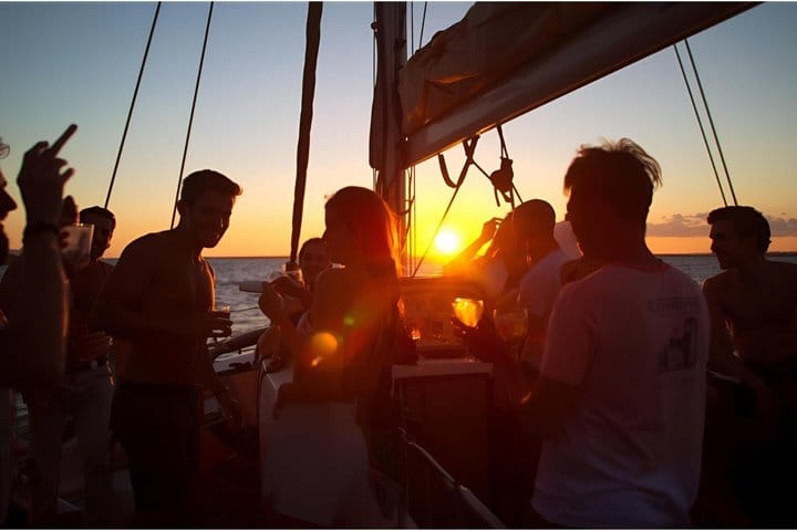 Cabo Private Sail & Snorkel Tour Arch & Open Bar 3