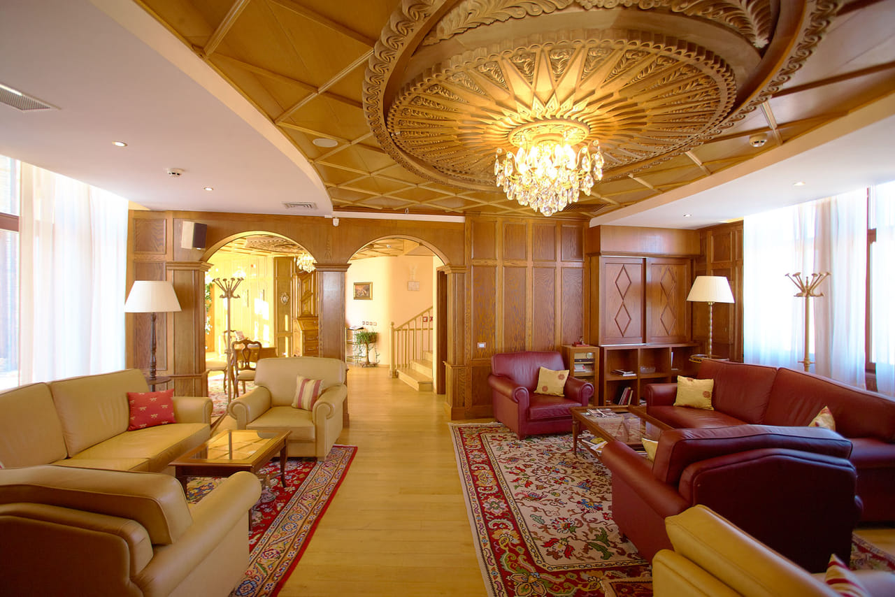 Day Tour in the Thracian Valley 9