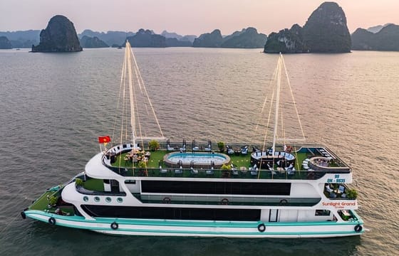 Sunlight Cruise Halong Luxury Day Trip from Hanoi by Expressway