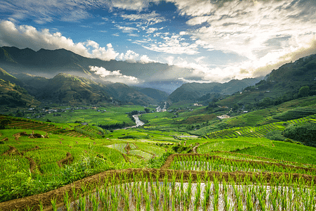 Trekking Vietnam’s Untouched Frontiers: Explore Majestic Mountains & Villages