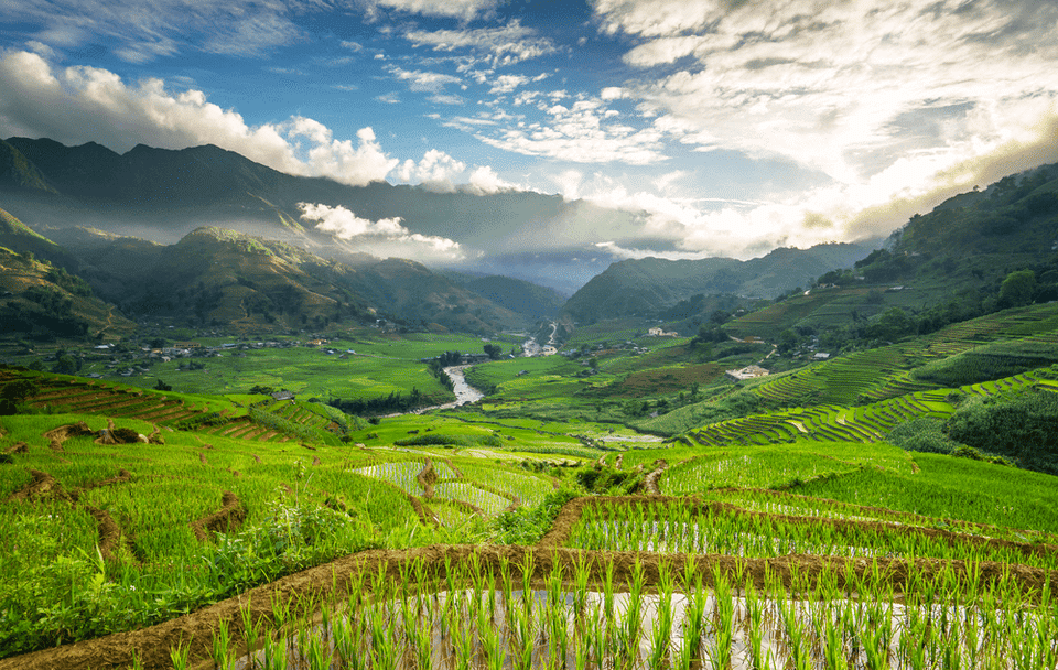 14-Day Trekking Adventure in Hà Giang and Hanoi