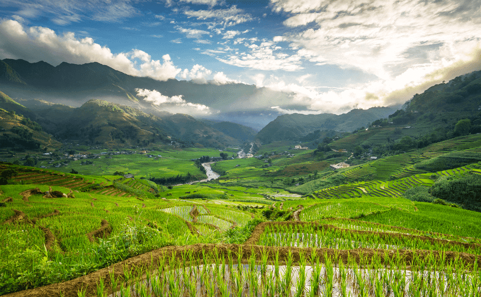 14-Day Trekking Adventure in Hà Giang and Hanoi