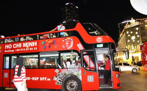Midnight Double-Decker Bus Tour of Ho Chi Minh City