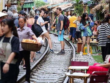 Discovering the Ultimate Hanoi Layover Private Tour from Airport