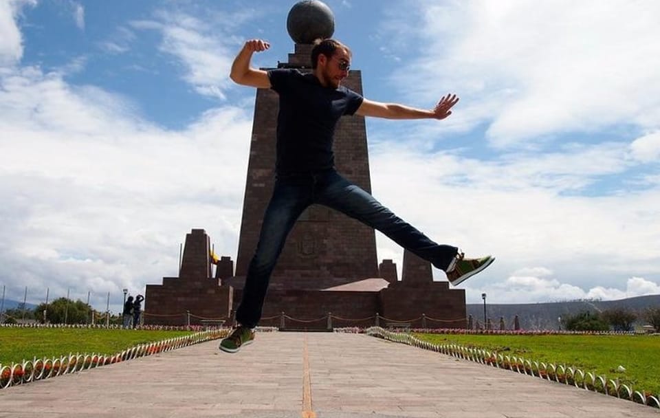 Private Tour of Mitad del Mundo and Pululahua from Quito