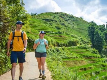 Three-Day Sapa Adventure with 4-Star Hotel and Bungalow Stay