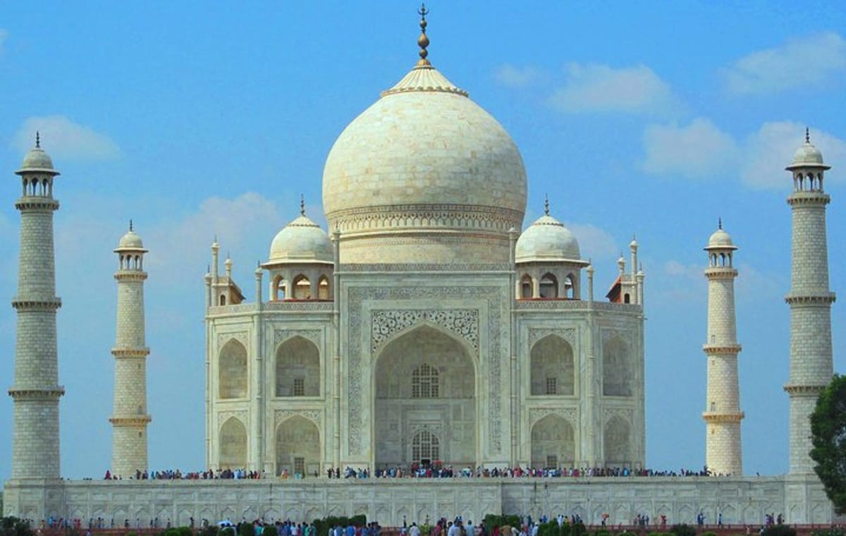 Agra Sightseeing tour Includes Guide and Private Air-Condition vehicle