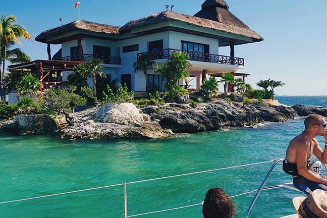 Full-Day Boat Tour to Isla Mujeres from Cancun with Lunch 7