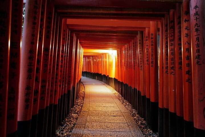 Kyoto Fushimi Inari Night Walking Tour 2