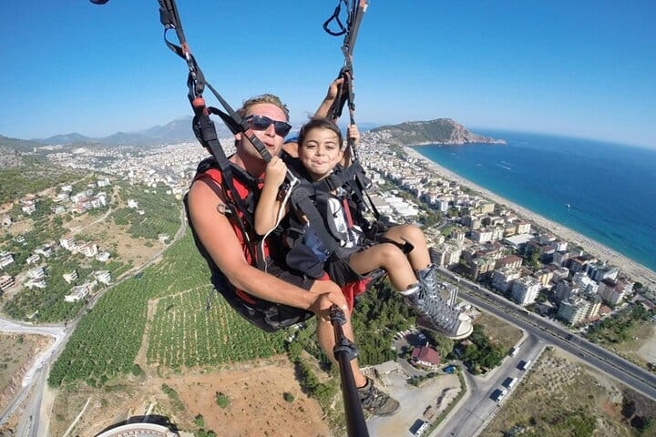 Tandem Paragliding Tour in Alanya with Roundtrip Transfer 2