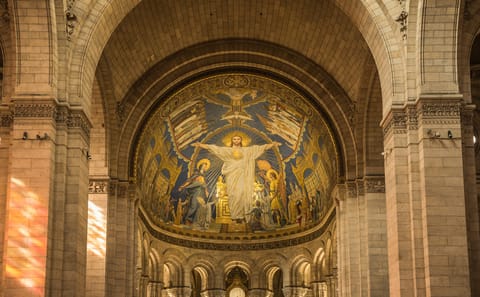 Tailored Full-Day Tour of Paris with Local Guide
