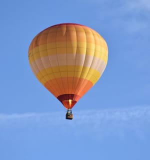 Barcelona Hot Air Balloon Flight with Cava and Lunch