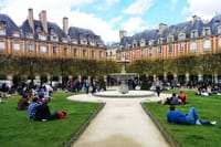 Private pickup Food and Wine Tasting Walking Tour in Le Marais 5