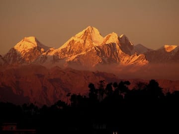 Morning Sunrise and Cultural Tour in Nagarkot and Bhaktapur