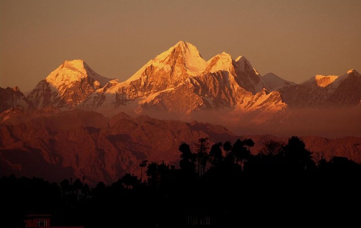 Morning Mountain view from Nagarkot, Bhaktapur and Changu Narayan sightseeing