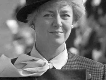 Vigdís Finnbogadóttir - the first democratically elected head of state in history, is just one of the many female pioneers in Iceland