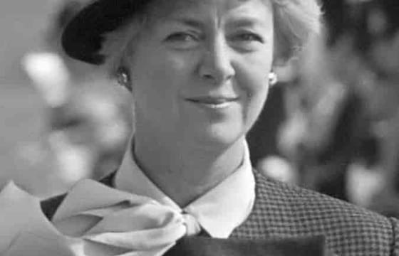 Private Icelandic Women Walking Tour