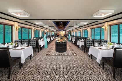 Halong Bay Day Tour By 5-Star Cruises, Buffet, Cave, Kayak & Pool