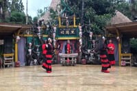 Private Day Tour in Kunming: Flower and Birds Market, Dianchi, Green Lake etc. 9
