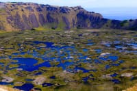 Discover the mystical Easter Island and its famous gigantic stone statues 4