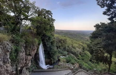 Private Day Trip to Edessa and Pozar Springs in Greece