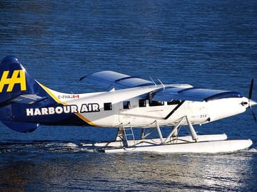 Air harbour seaplane