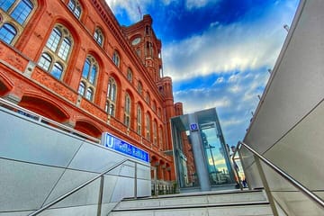 Walking Tour of Berlin's Winterwald at Rotes Rathaus