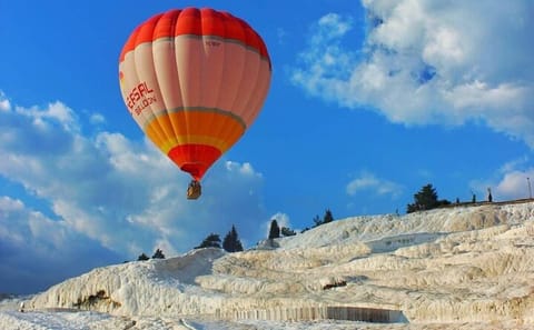 Hot Air Balloon Ride Over Pamukkale with Breakfast Included