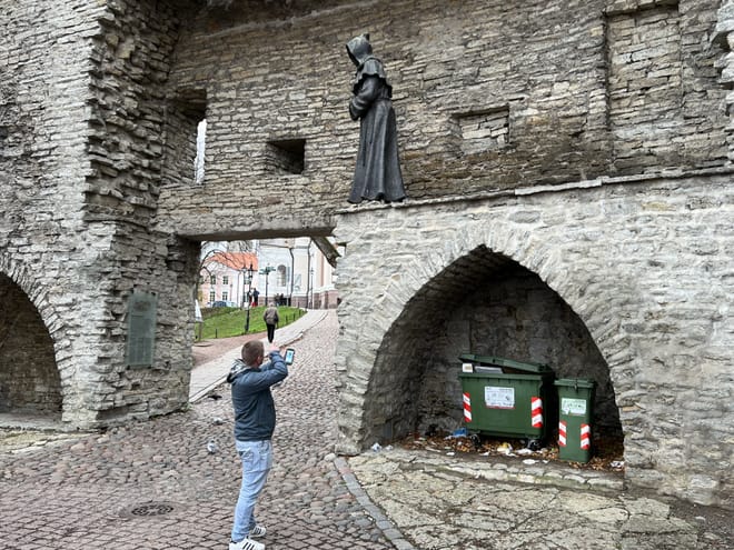 Tallinn Self-Guided Sherlock Holmes Murder Mystery Game 6