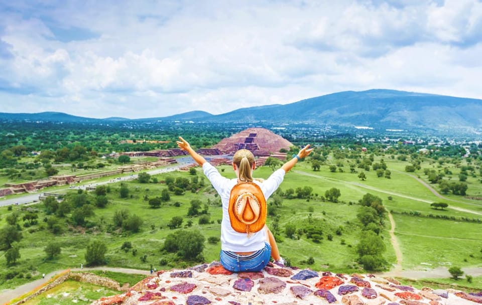 Cultural Tour of Teotihuacan, Guadalupe Basilica, and Tlatelolco