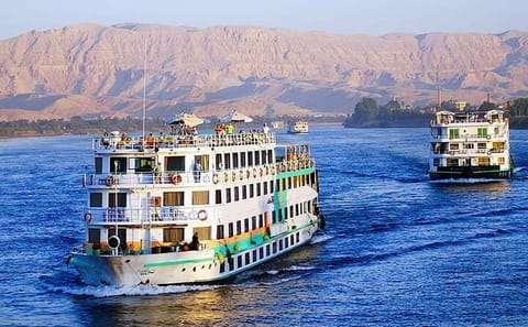 Nile River Cruise: 3 Days from Luxor to Aswan with Tours