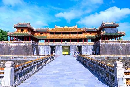 Hue Imperial City Tour: Explore the Citadel, Thien Mu Pagoda & Khai Dinh Tomb